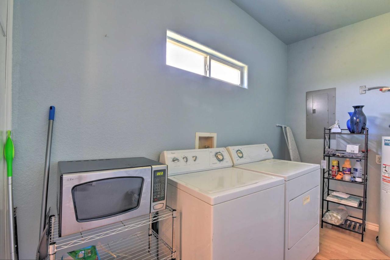 Вилла Bright Crystal Beach House, Walk To Coast! Bolivar Peninsula Экстерьер фото