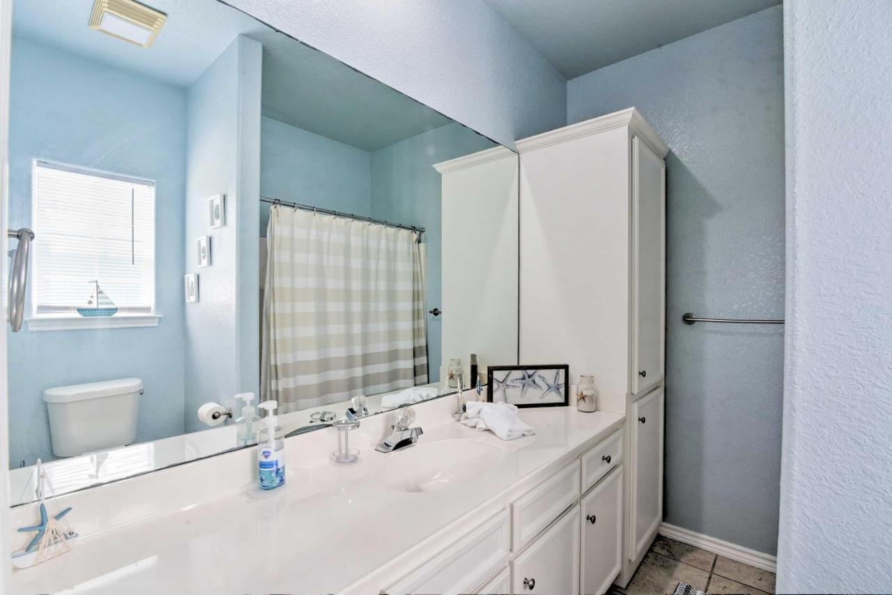 Вилла Bright Crystal Beach House, Walk To Coast! Bolivar Peninsula Экстерьер фото